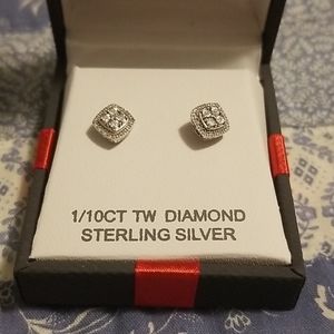 NIB diamond earrings